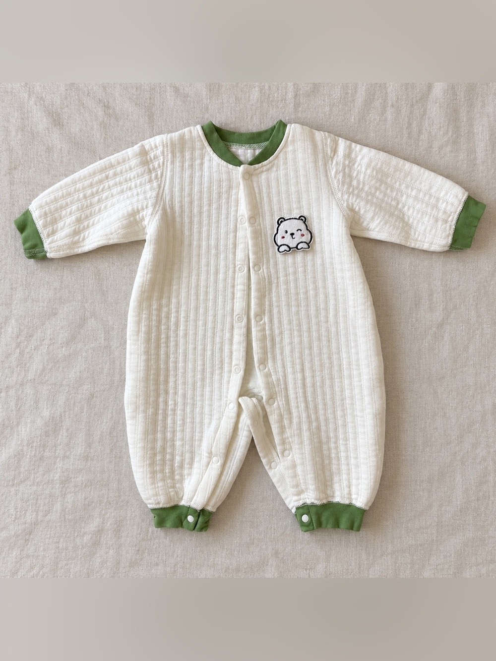 Baby Quilted Romper White Green Bear Patch Size 66/48